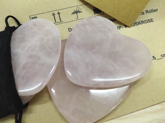粉晶平面爱心